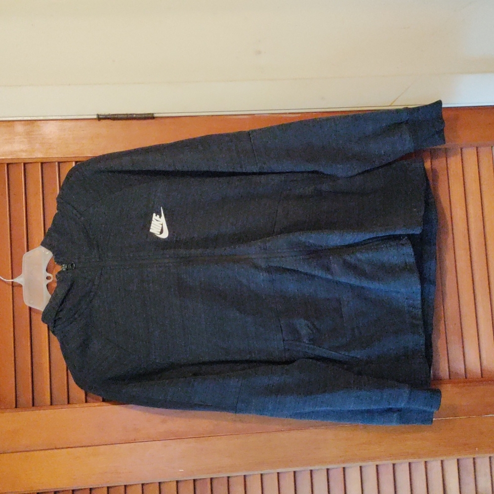 Nike women's size large black zipper up hoodie